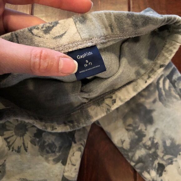 Necklace stop and flower pants - Picture 9 of 10